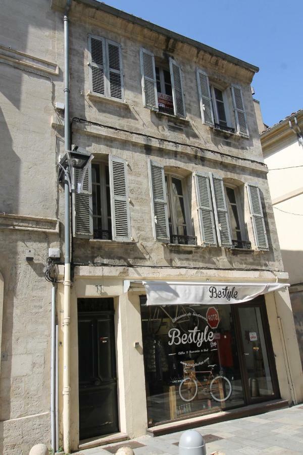 Appartement Et Entre Le Pont D Et Le Palais Des Papes *